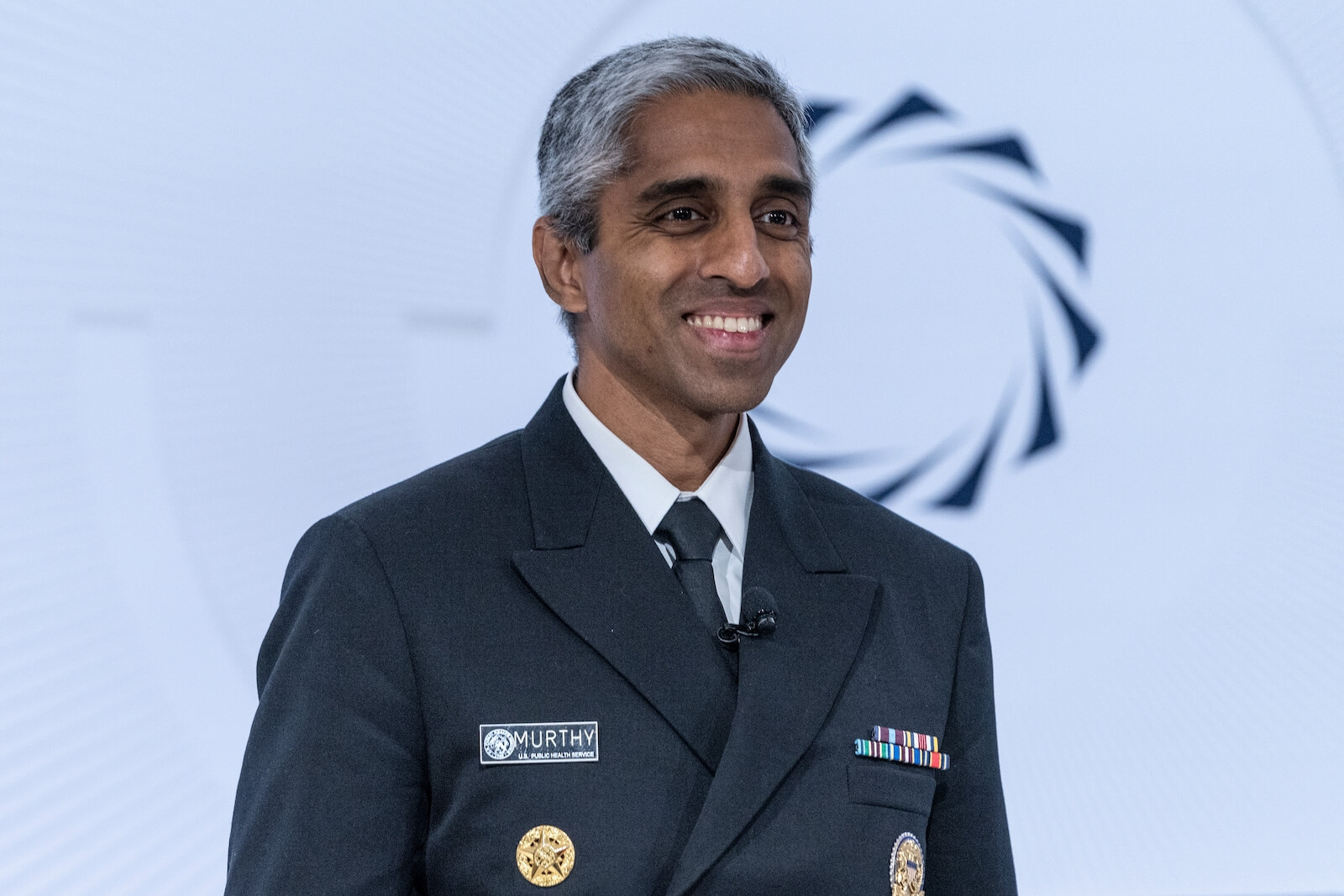 US-Surgeon-General-says-Social-Media-not-Suitable-for-13-year-olds
